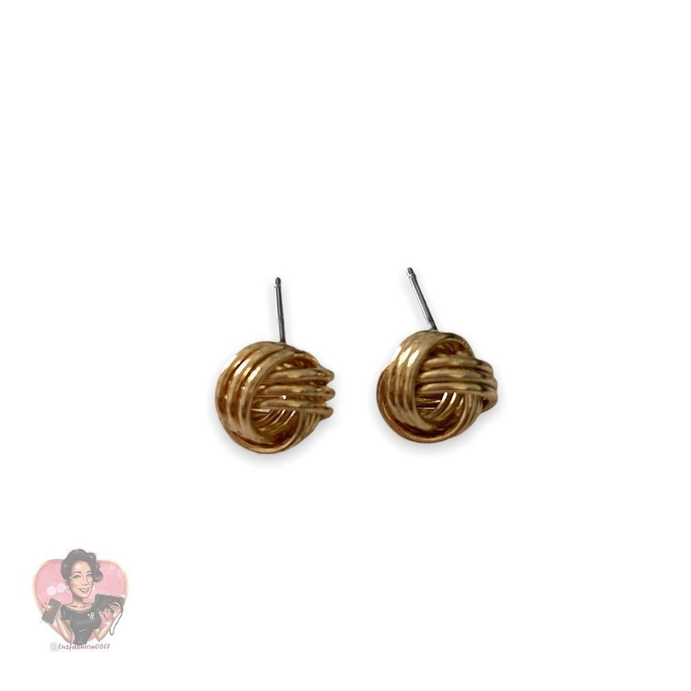 Knot Earring Studs